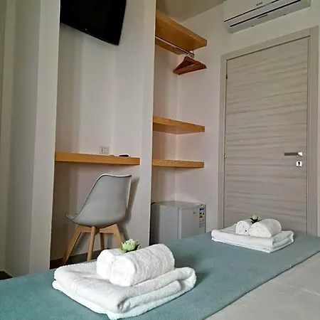 Baru Bed & Breakfast 3*